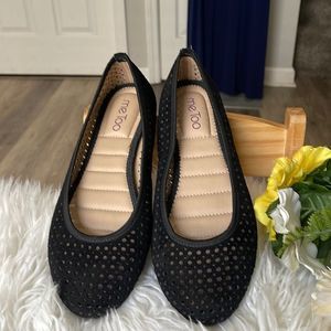 Me Too flats shoes size 8.5